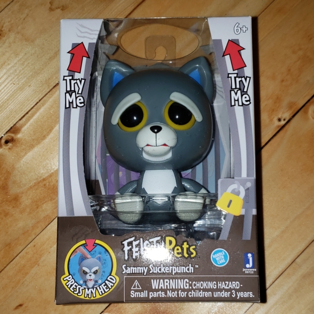 Feisty Pets Sammy Suckerpunch Face Changing Puppy Dog Monster Collecible Figure